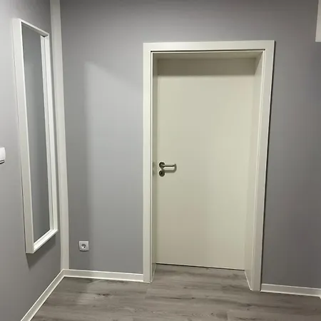 3 - Geraeumige Mit Eigener Kueche, Bad Und Gartenblick Appartement