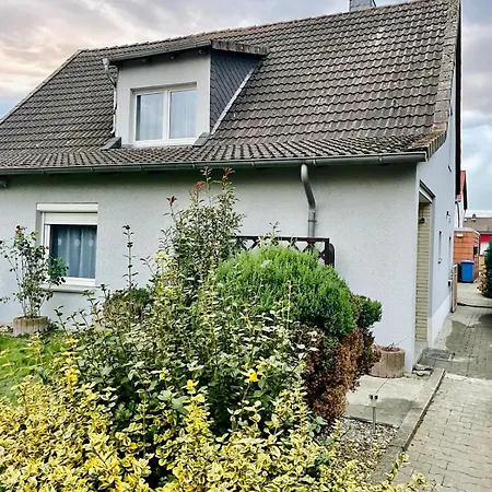 3 - Geraeumige Mit Eigener Kueche, Bad Und Gartenblick Appartement