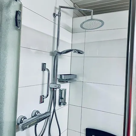 3 - Geraeumige Mit Eigener Kueche, Bad Und Gartenblick Salzgitter